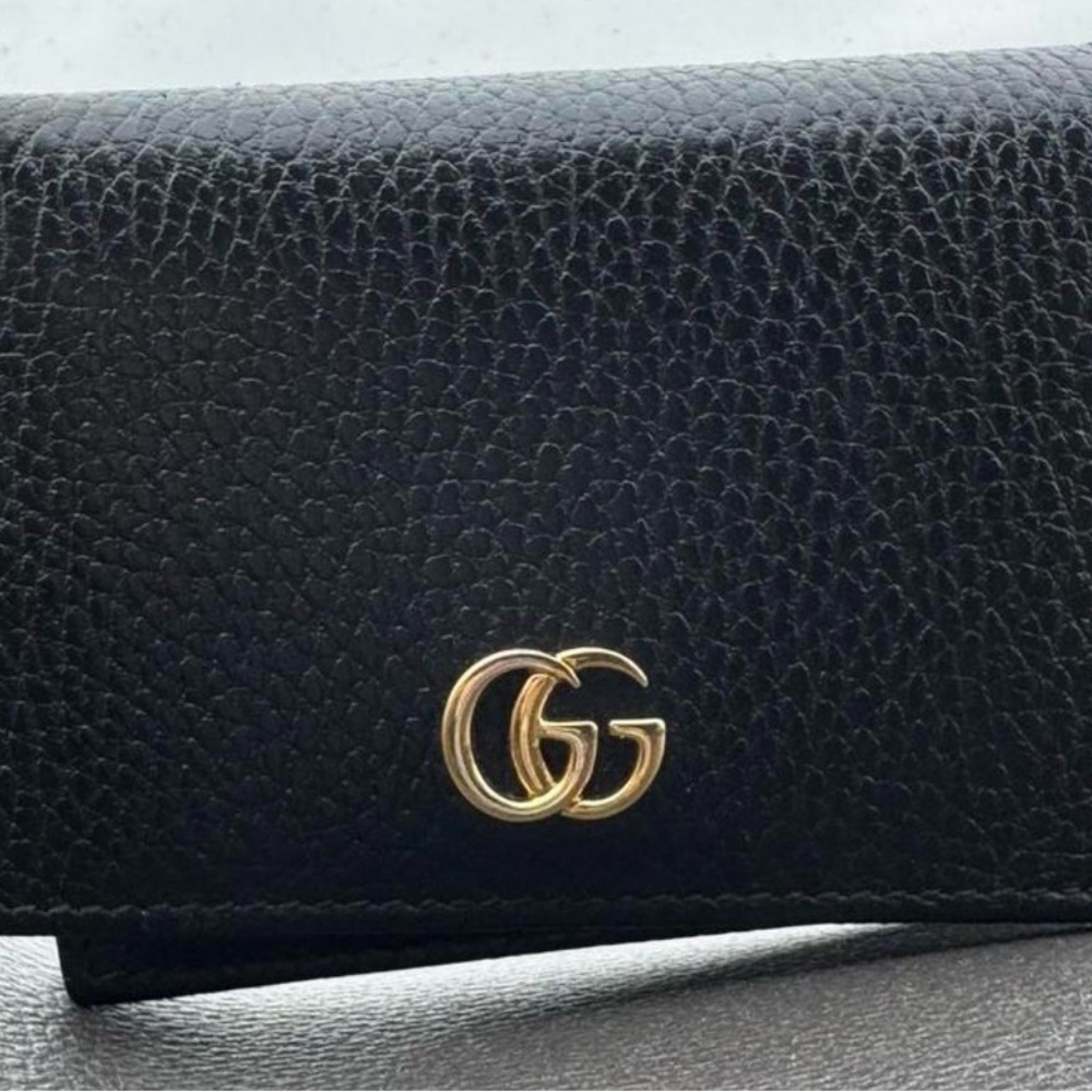 Gucci Black Leather Wallet with Gold Logo
